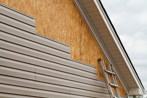 Professional Siding Replacement technician working in Nolensville, TN